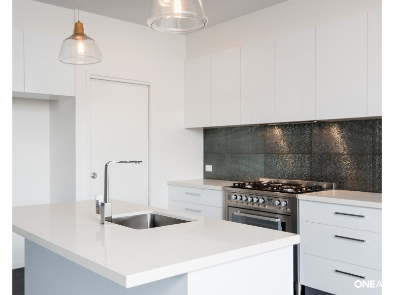 6 Black Beech Road, Noosa Heads QLD 4567