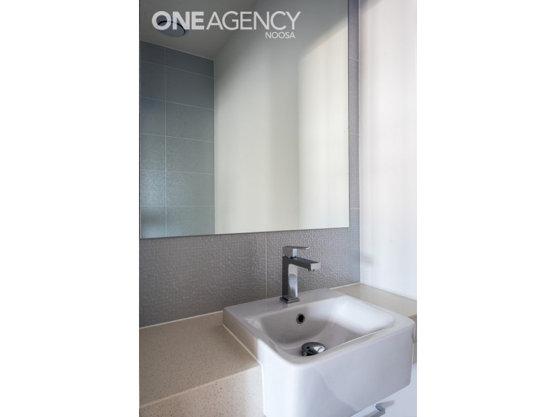 6 Black Beech Road, Noosa Heads QLD 4567