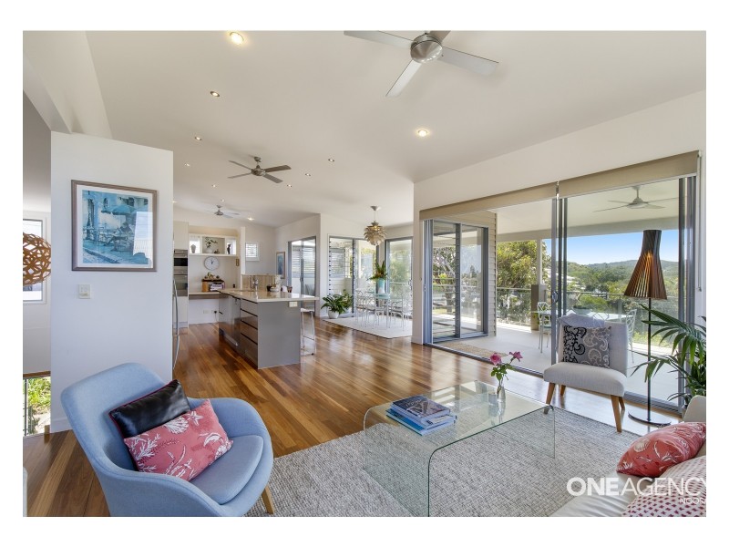 51 Tingira Crescent, Sunrise Beach QLD 4567