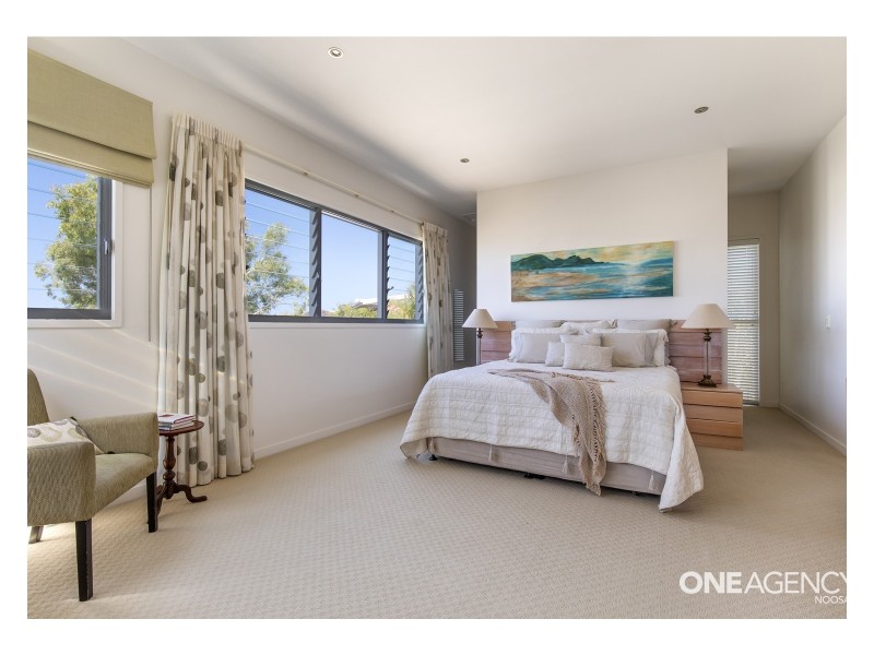 51 Tingira Crescent, Sunrise Beach QLD 4567