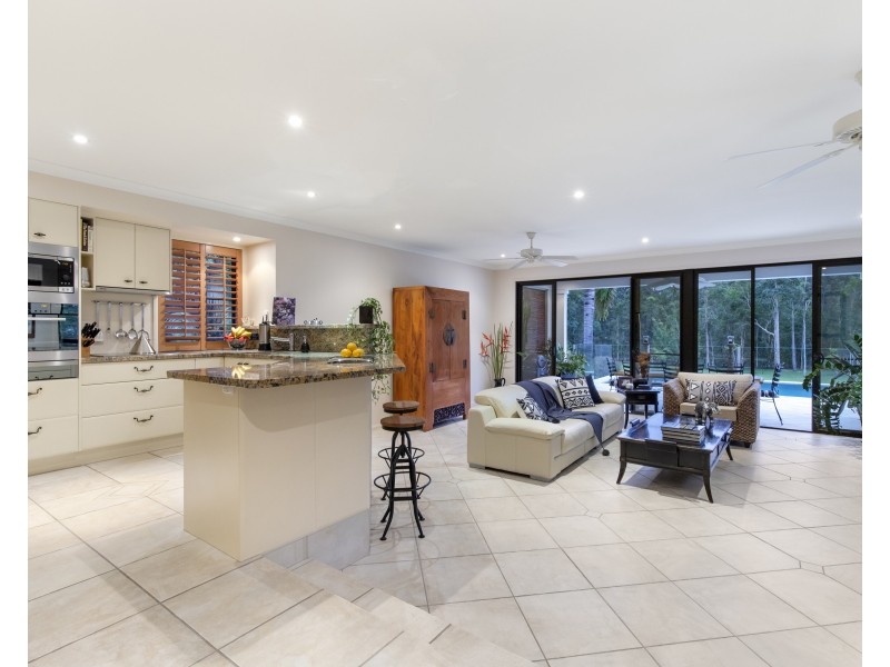 10 Tingara Court, Tewantin QLD 4565