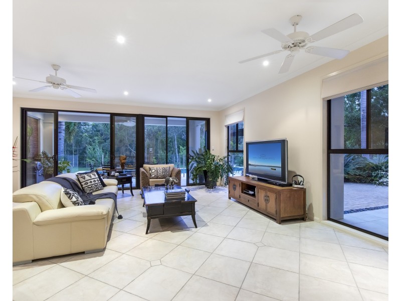 10 Tingara Court, Tewantin QLD 4565