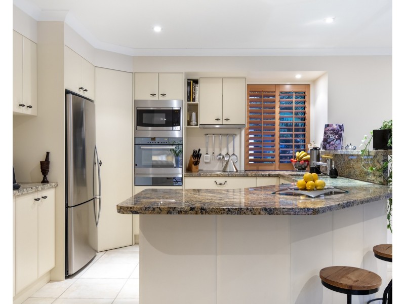 10 Tingara Court, Tewantin QLD 4565