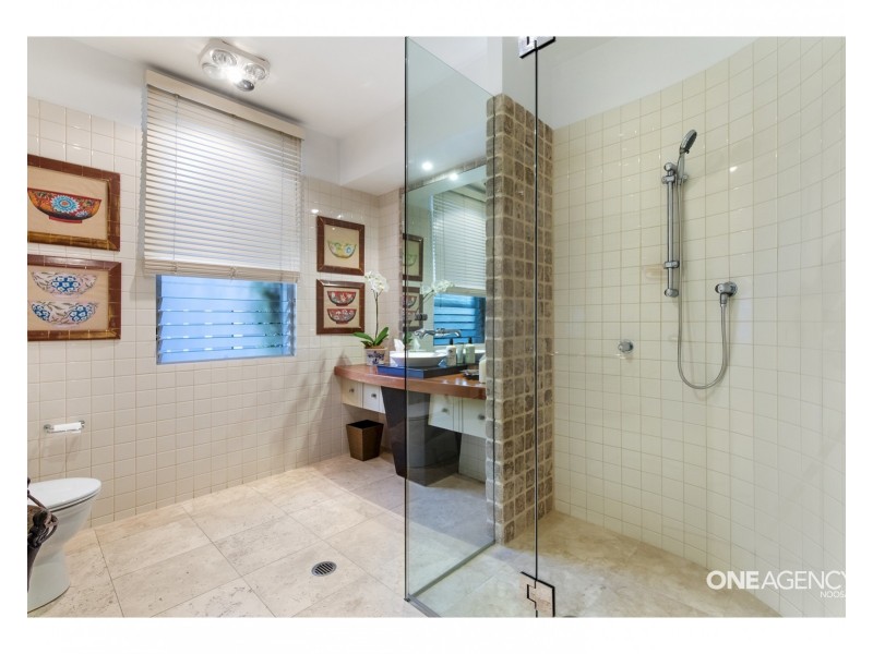 17 The Promontory, Noosa Waters QLD 4566