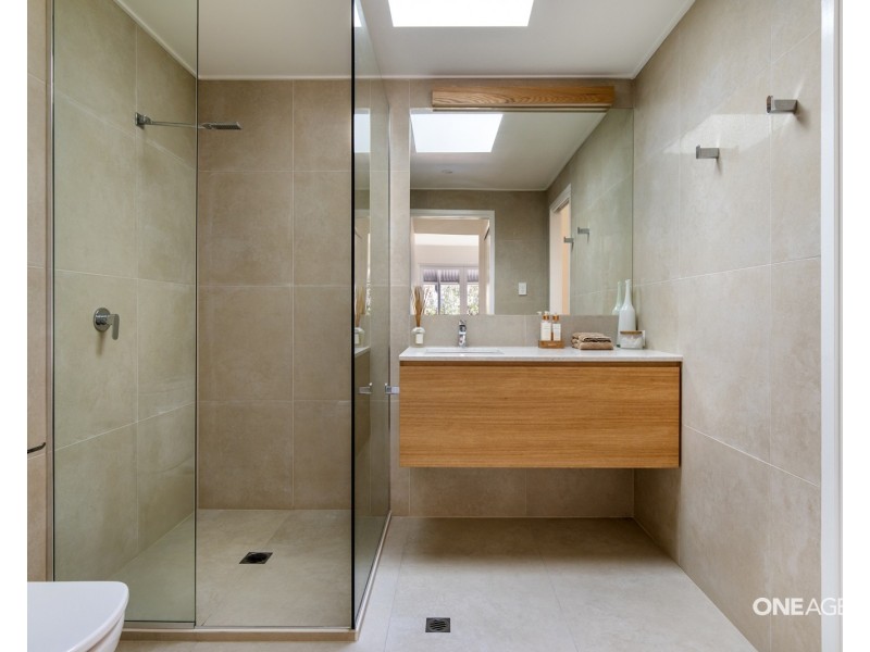 13 McKenna Court, Noosaville QLD 4566