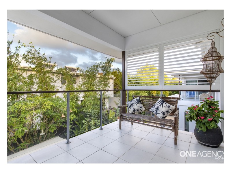 2/8 Nannygai Street, Noosaville QLD 4566