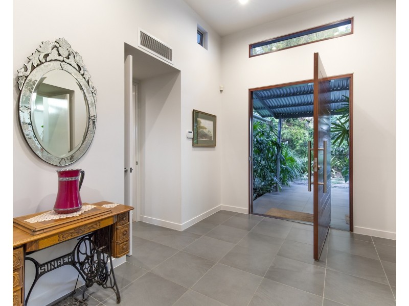27 Banksia Avenue, Noosa Heads QLD 4567