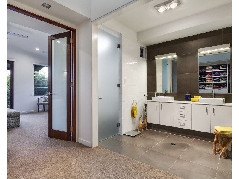 27 Banksia Avenue, Noosa Heads QLD 4567