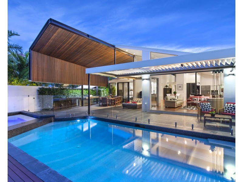 3 Masthead Quay, Noosa Waters QLD 4566