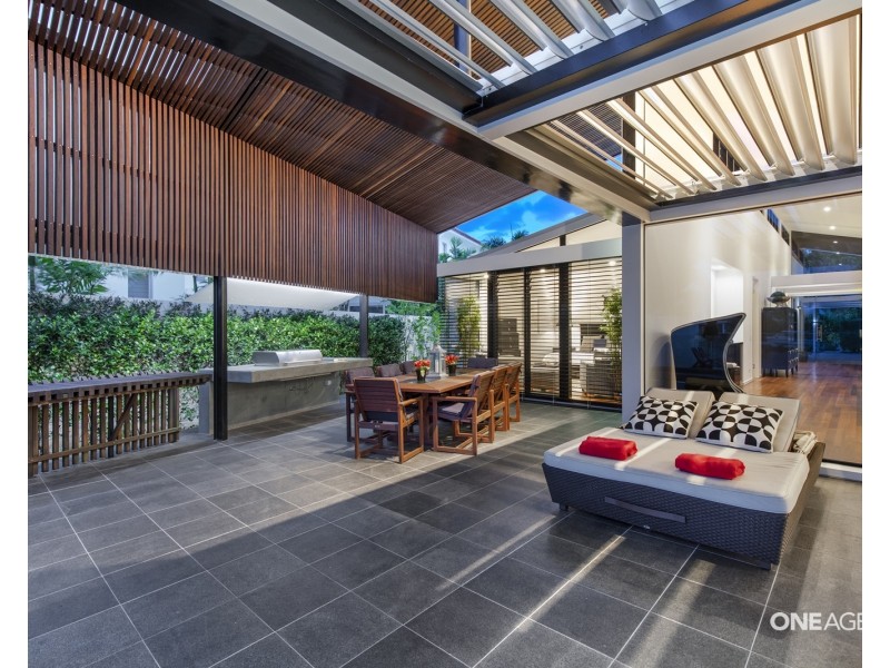 3 Masthead Quay, Noosa Waters QLD 4566