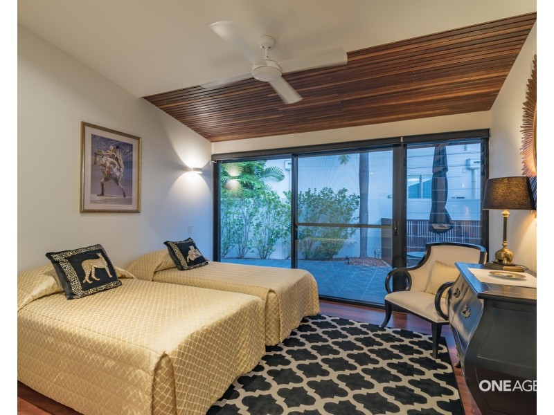 3 Masthead Quay, Noosa Waters QLD 4566