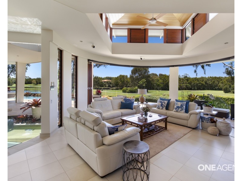 521/61 Noosa Springs Drive, Noosa Heads QLD 4567