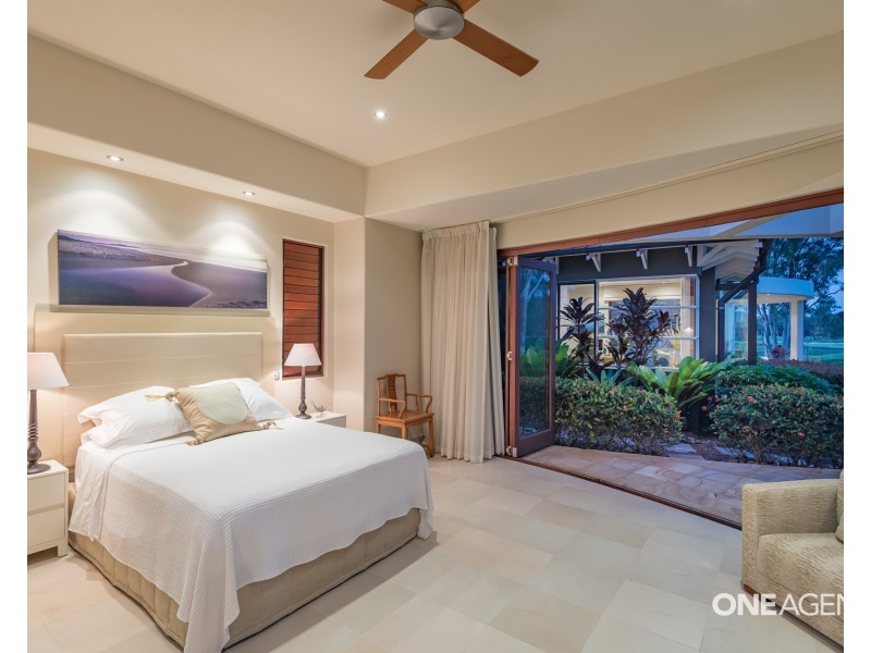 521/61 Noosa Springs Drive, Noosa Heads QLD 4567