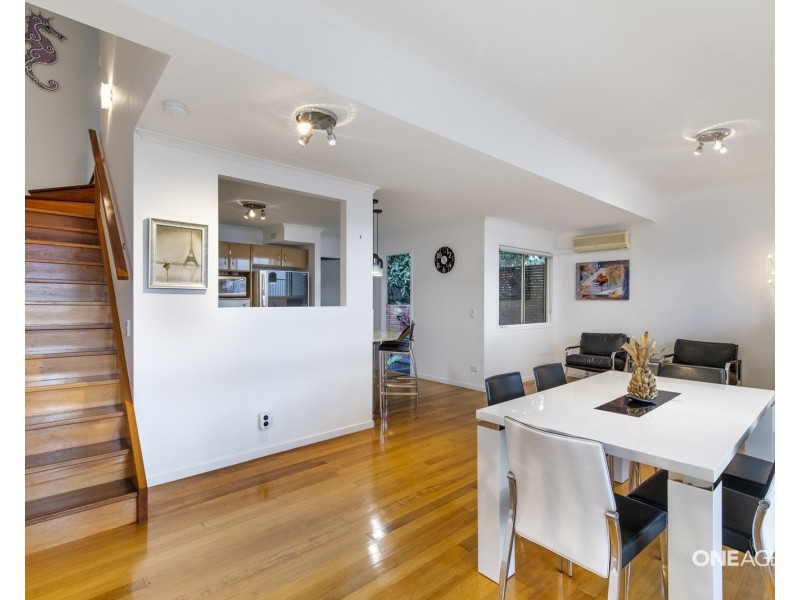 2/16 Sunseeker Close, Noosaville QLD 4566