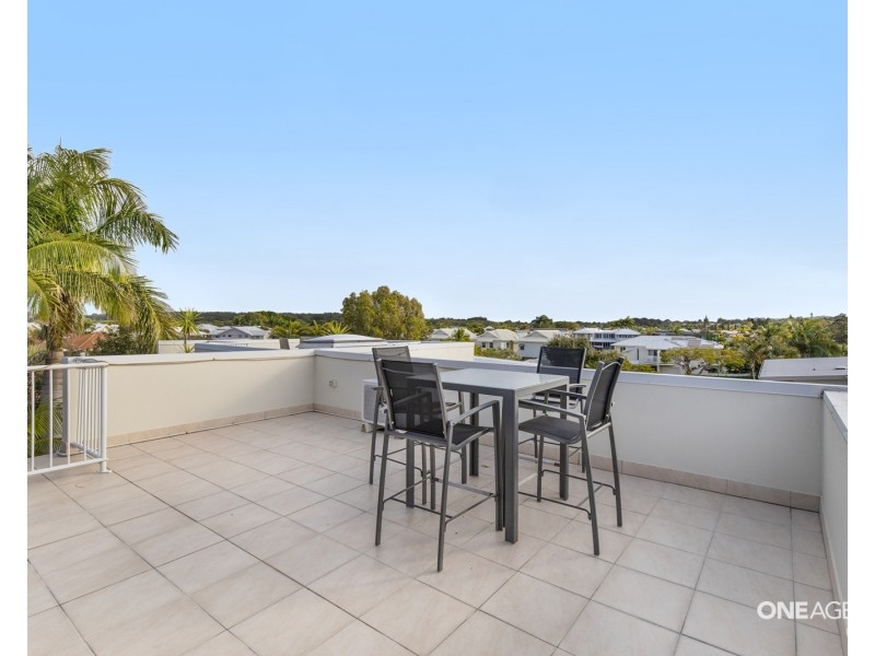 2/16 Sunseeker Close, Noosaville QLD 4566