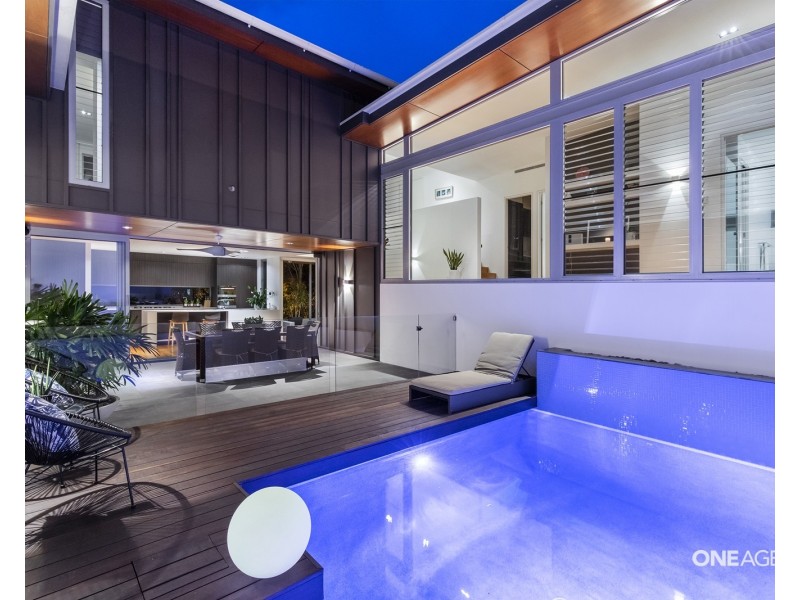 11 Jan Street, Noosa Heads QLD 4567