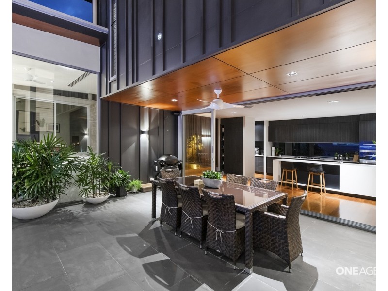 11 Jan Street, Noosa Heads QLD 4567