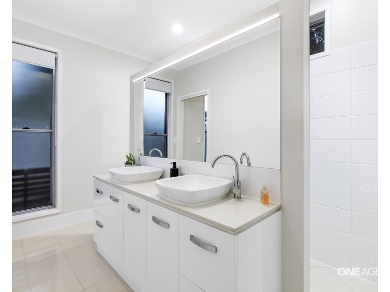 7 Granite Court, Noosaville QLD 4566