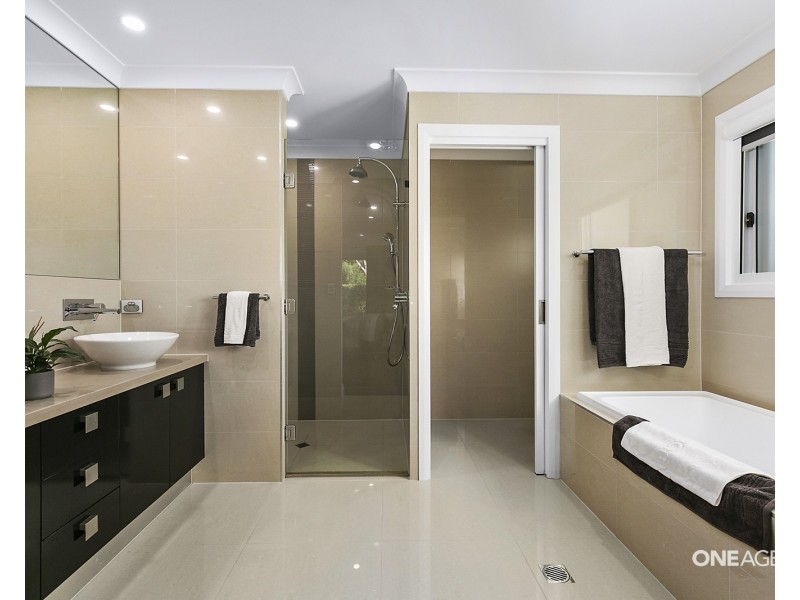 20 Aspera Place, Noosaville QLD 4566