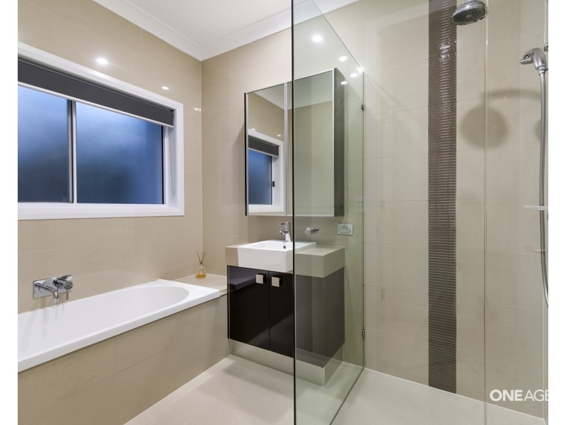 20 Aspera Place, Noosaville QLD 4566