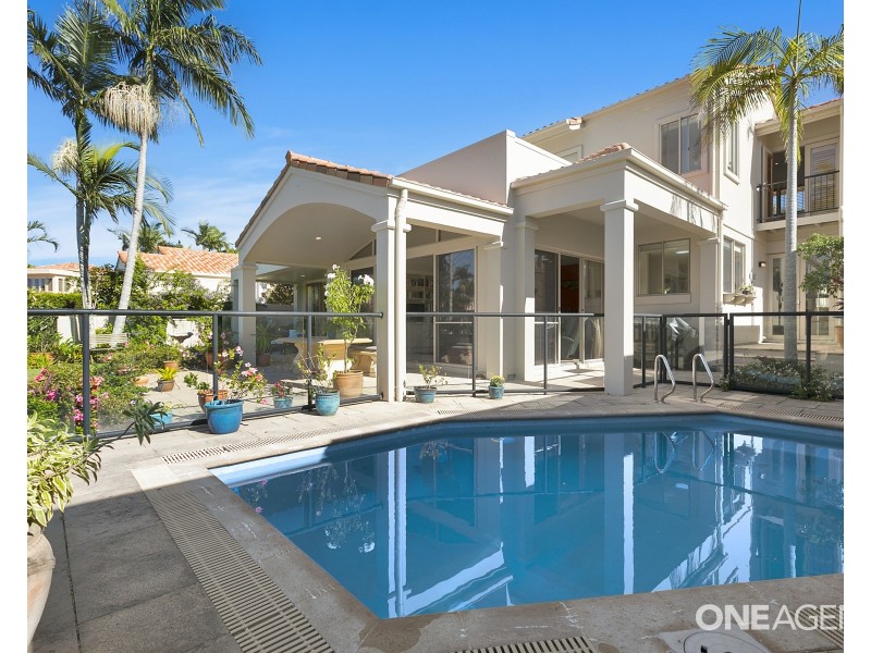 213/61 Noosa Springs Drive, Noosa Heads QLD 4567