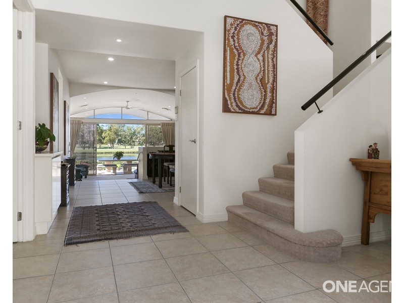 213/61 Noosa Springs Drive, Noosa Heads QLD 4567