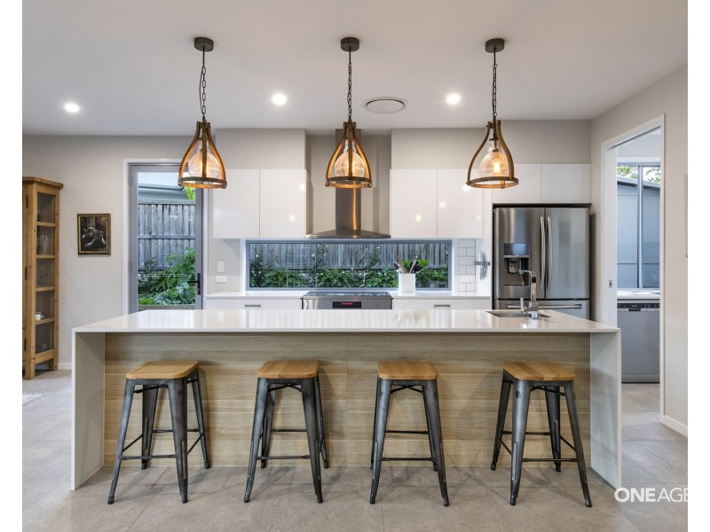 5 Rani Circuit, Noosaville QLD 4566