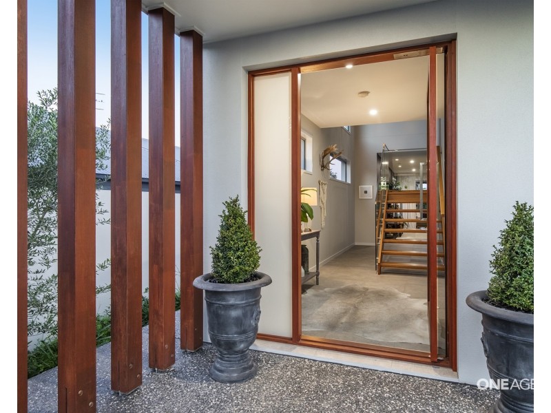 5 Rani Circuit, Noosaville QLD 4566