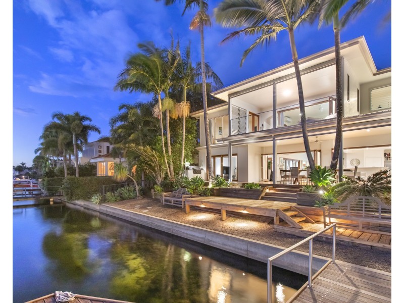 201 Shorehaven Drive, Noosa Waters QLD 4566