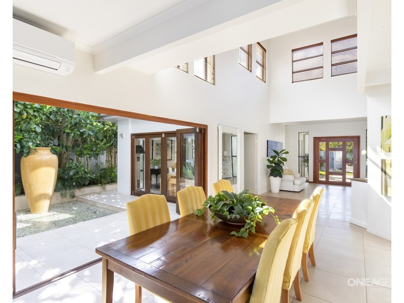 201 Shorehaven Drive, Noosa Waters QLD 4566