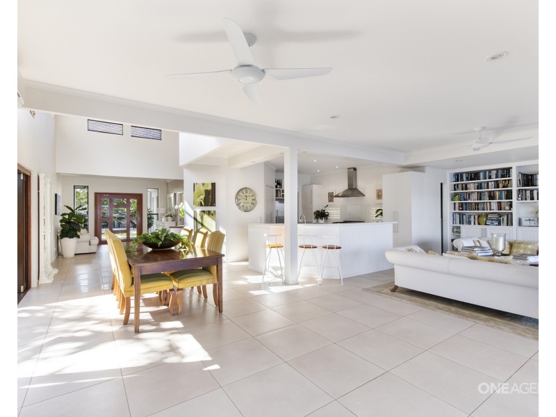 201 Shorehaven Drive, Noosa Waters QLD 4566