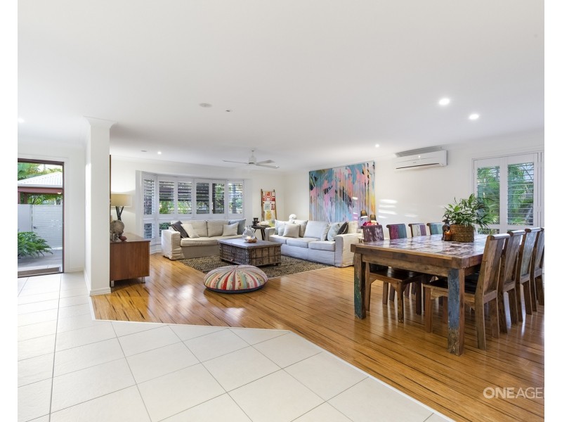 15 Seacove Court, Noosa Waters QLD 4566