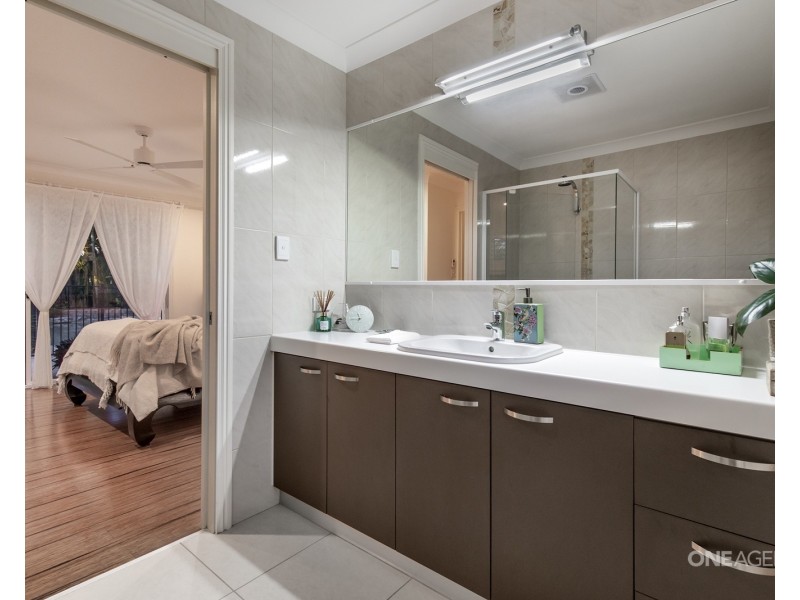 15 Seacove Court, Noosa Waters QLD 4566