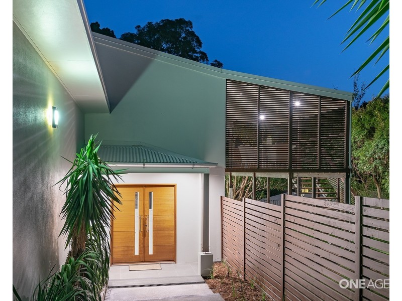 25 Currawong Street, Noosa Heads QLD 4567
