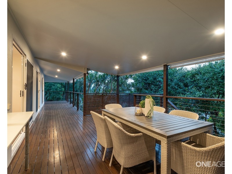 25 Currawong Street, Noosa Heads QLD 4567