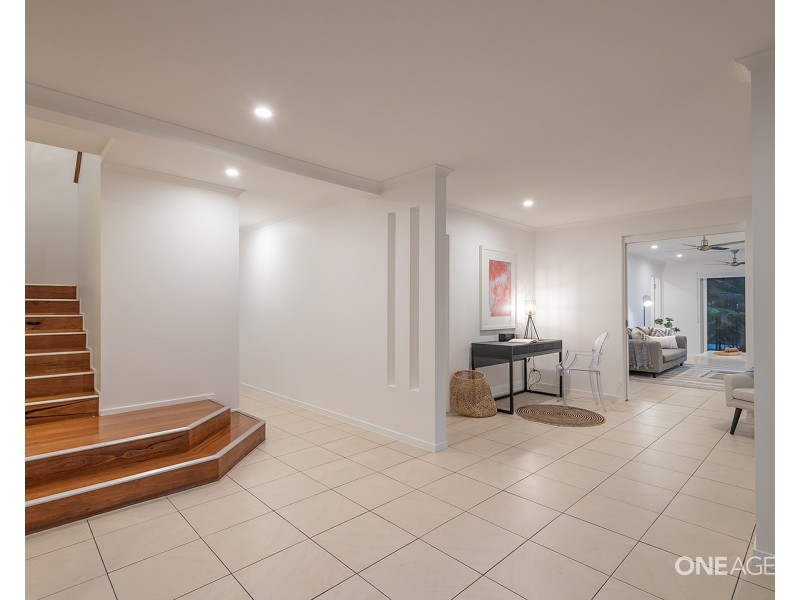 25 Currawong Street, Noosa Heads QLD 4567