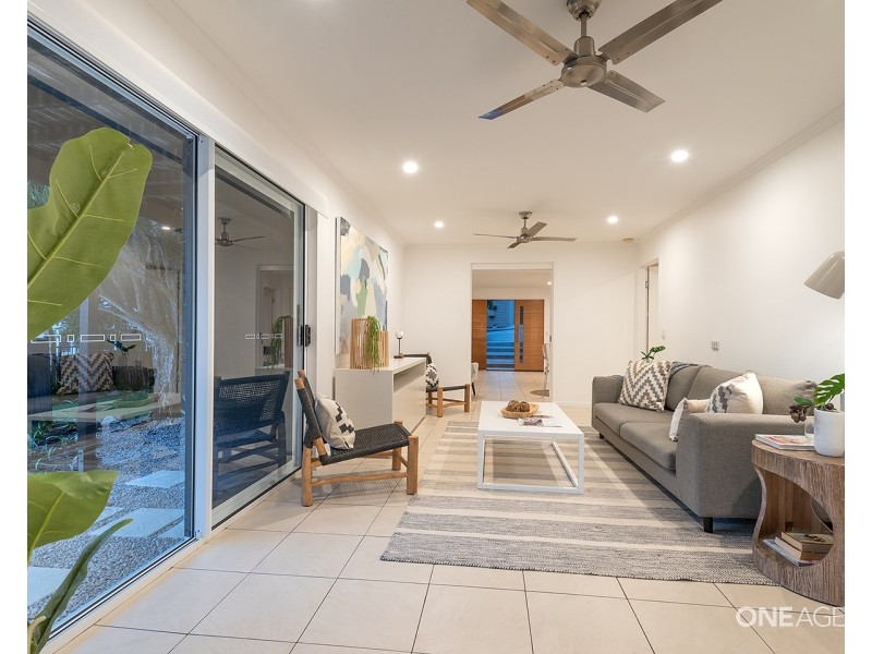 25 Currawong Street, Noosa Heads QLD 4567