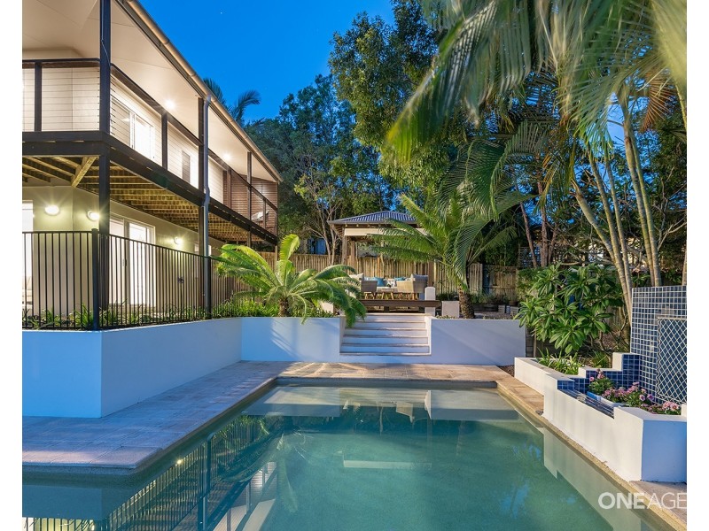 25 Currawong Street, Noosa Heads QLD 4567