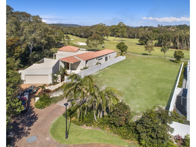 No5 Springs Crescent, Noosa Heads QLD 4567