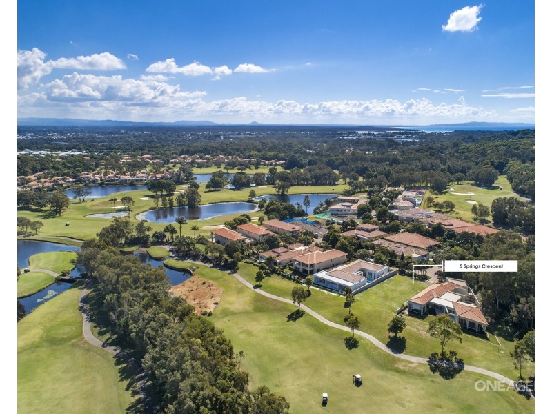 No5 Springs Crescent, Noosa Heads QLD 4567