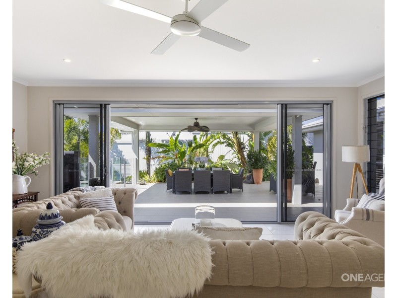 13 Treasure Cove, Noosaville QLD 4566