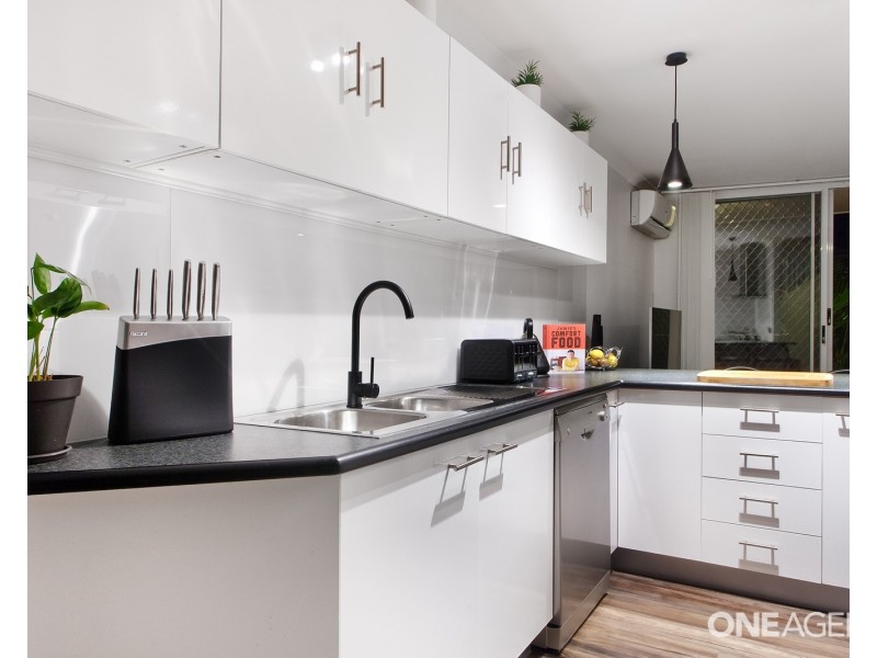 5/3 Advance Place, Sunrise Beach QLD 4567