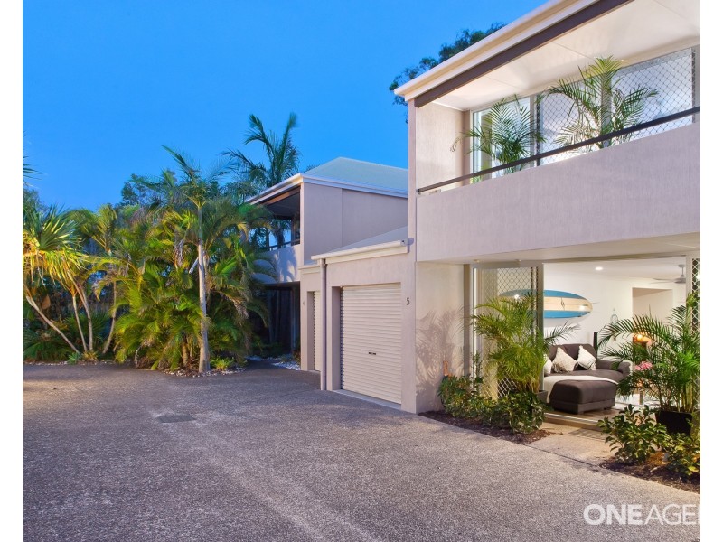 5/3 Advance Place, Sunrise Beach QLD 4567