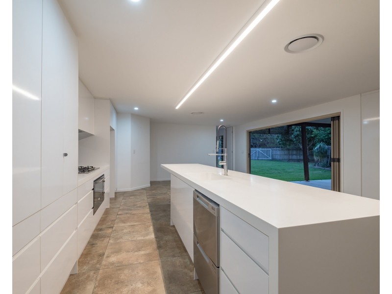 29 Ben Lexcen Drive, Sunrise Beach QLD 4567