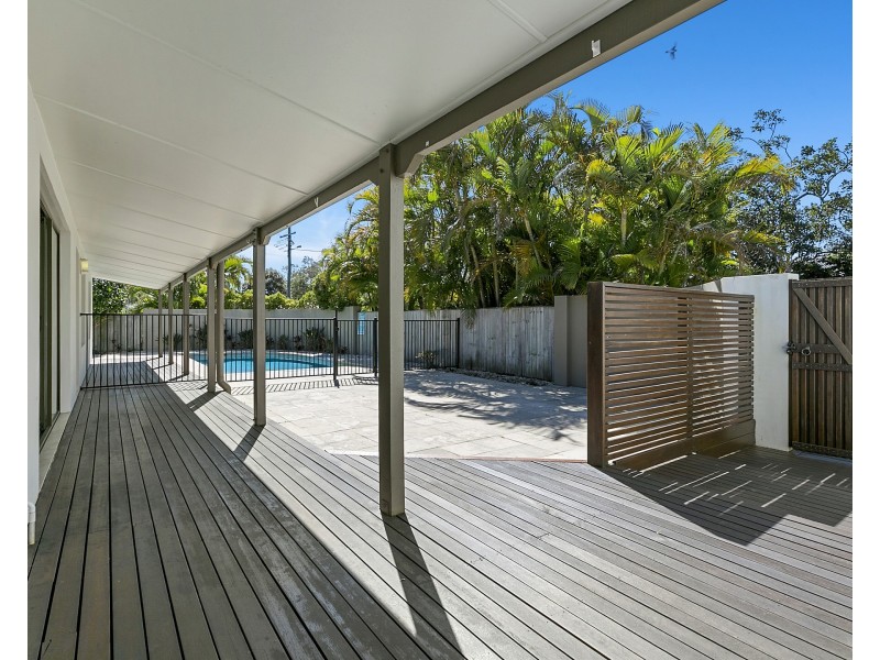 33 Sunset Drive, Noosa Heads QLD 4567