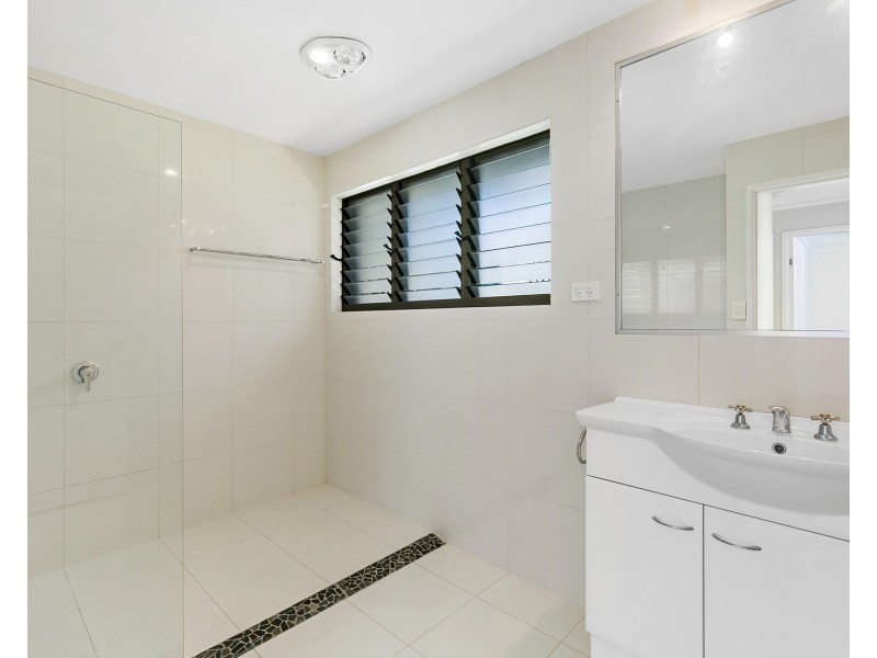 33 Sunset Drive, Noosa Heads QLD 4567