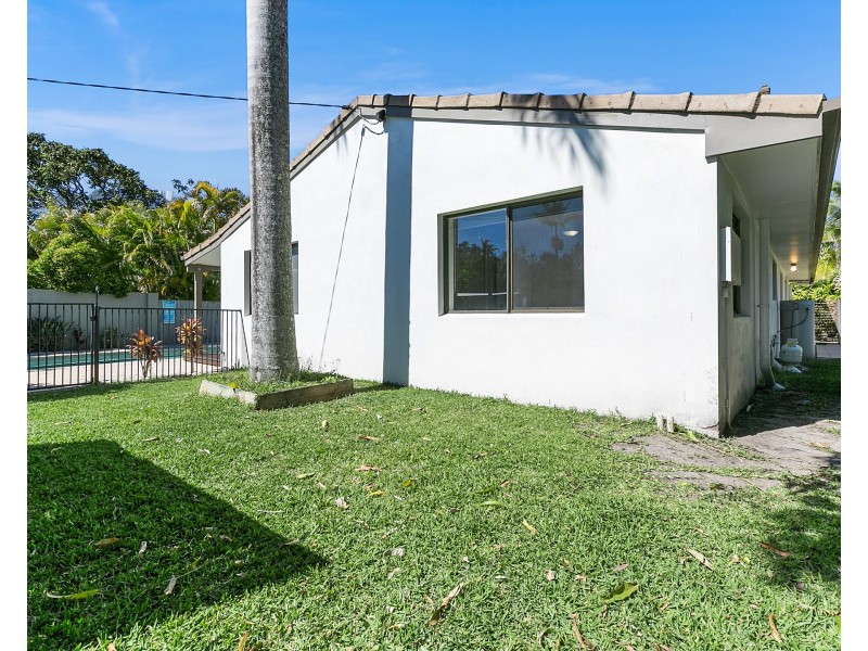 33 Sunset Drive, Noosa Heads QLD 4567