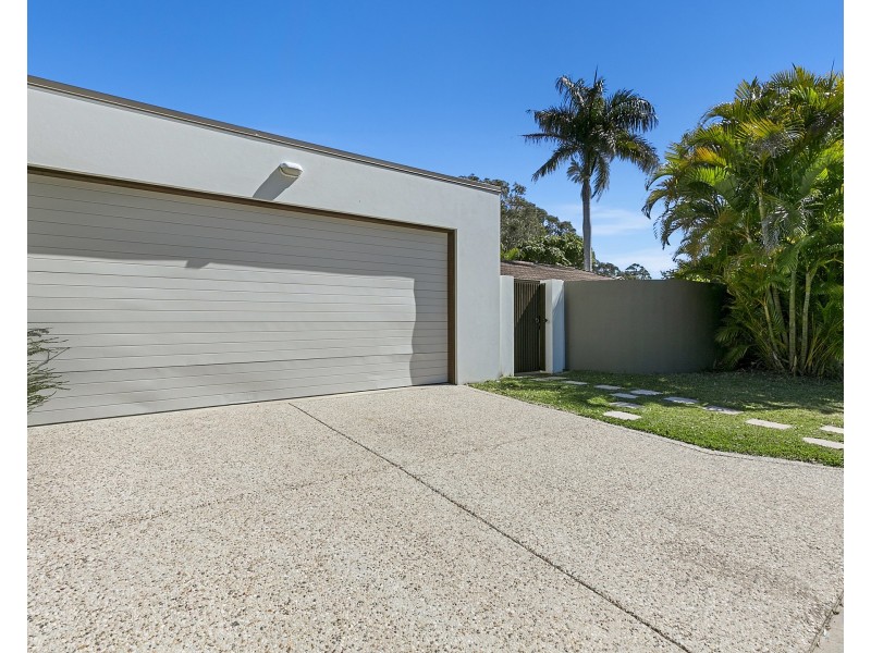 33 Sunset Drive, Noosa Heads QLD 4567