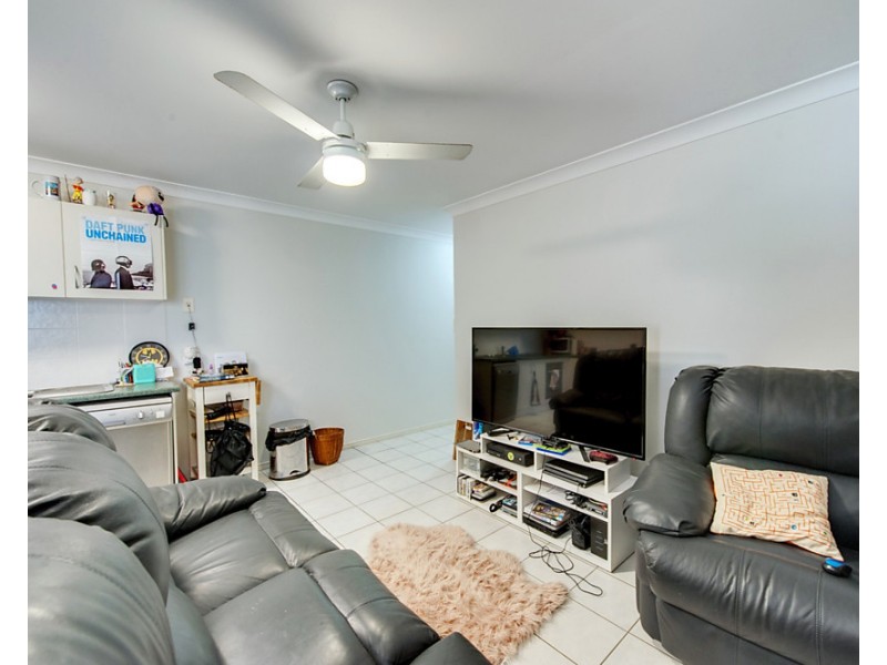 1&2/1 Plover Court, Warner QLD 4500