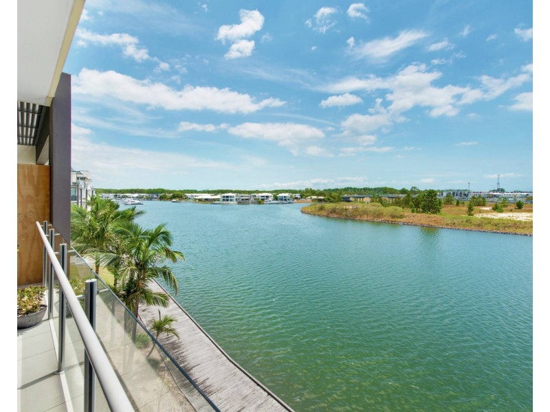 133/3 Pendraat Parade, Hope Island QLD 4212